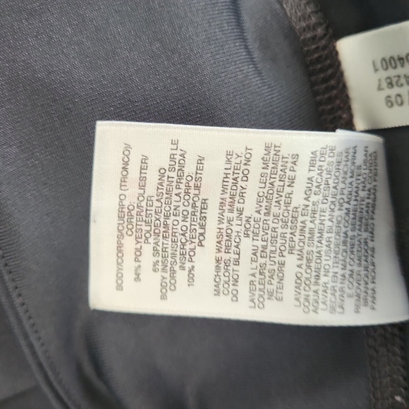 Adidas gray 5" bike shorts size medium - Picture 5 of 5